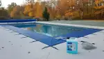 Sicher durch den Winter: Pool winterfest machen