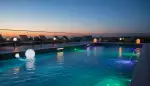 Smarte Poolbeleuchtung: Licht nach Maß